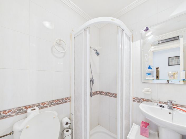 Image No.23-2 Bed Apartment for sale