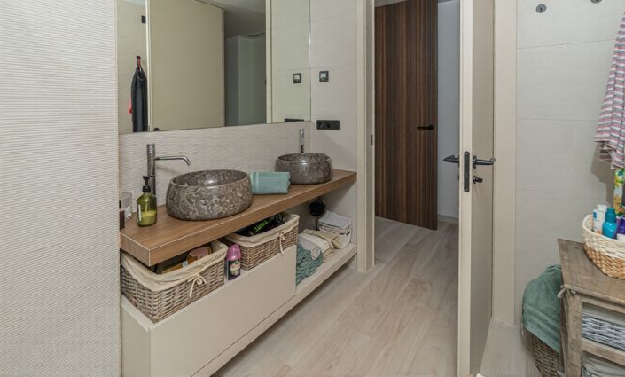 Image No.27-3 Bed Villa for sale