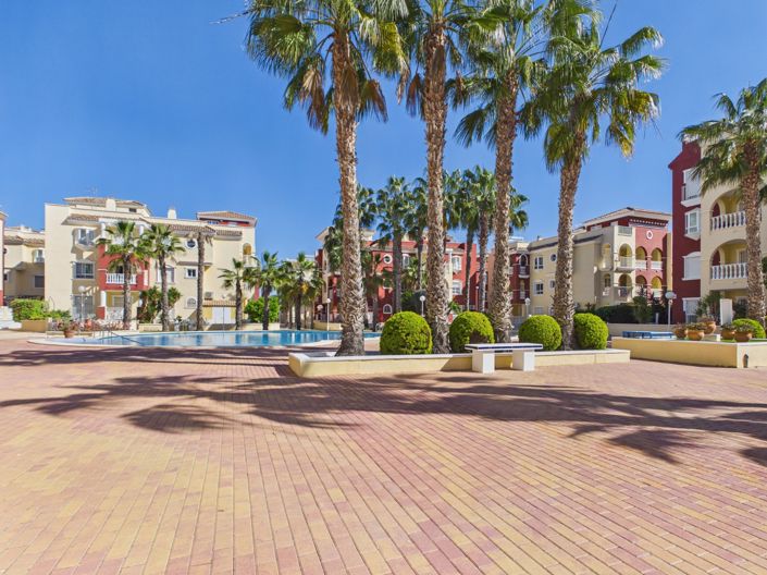 Image No.35-3 Bed Apartment for sale