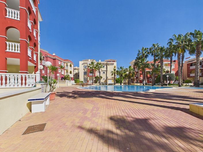 Image No.36-3 Bed Apartment for sale