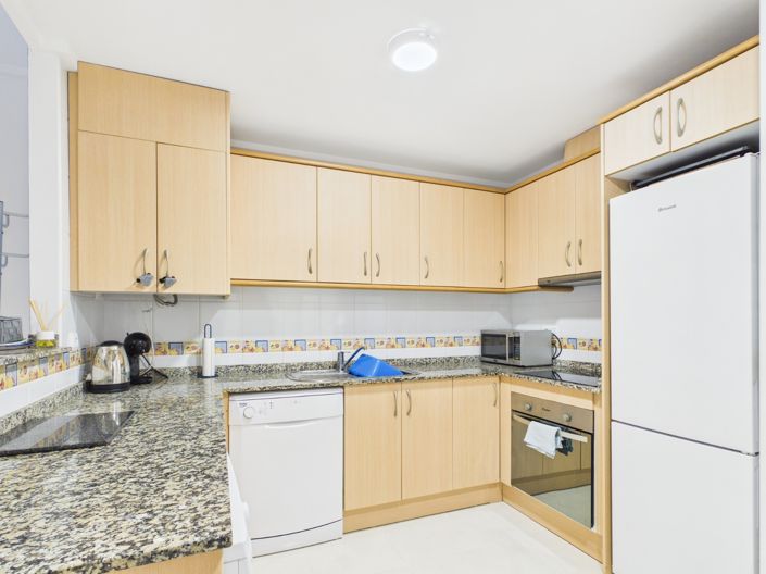 Image No.6-3 Bed Apartment for sale