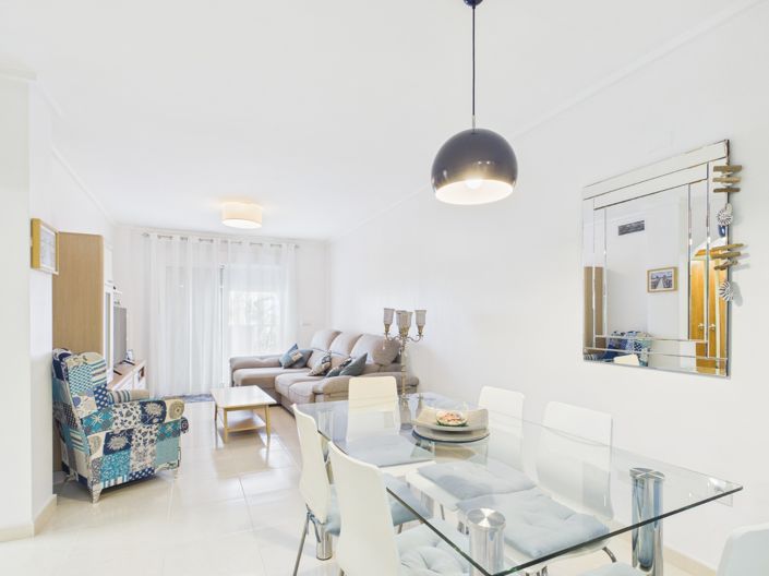 Image No.8-3 Bed Apartment for sale