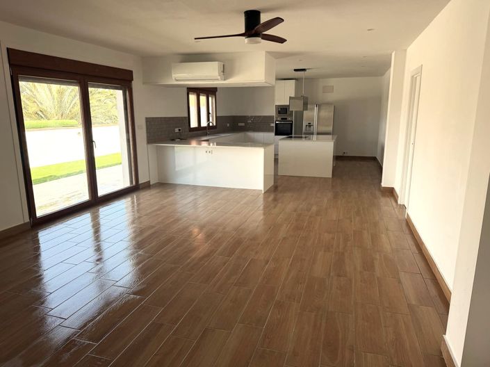 Image No.2-3 Bed Apartment for sale