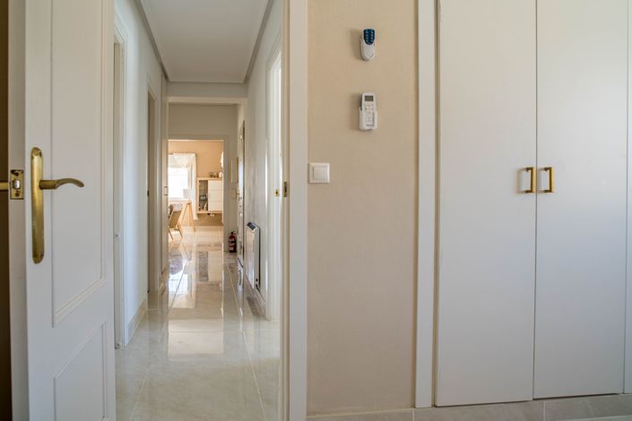 Image No.14-3 Bed Villa for sale