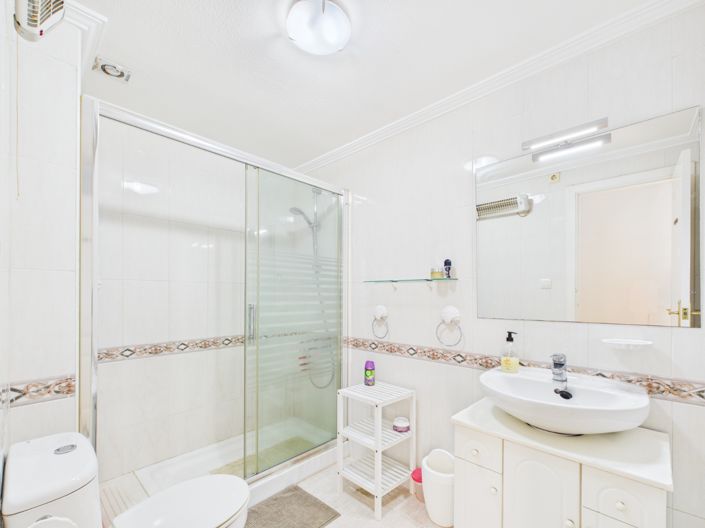 Image No.15-2 Bed Apartment for sale