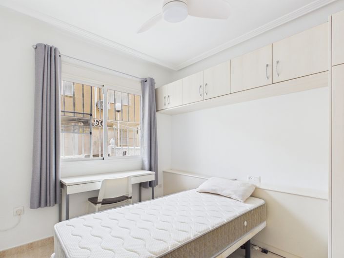 Image No.19-2 Bed Apartment for sale