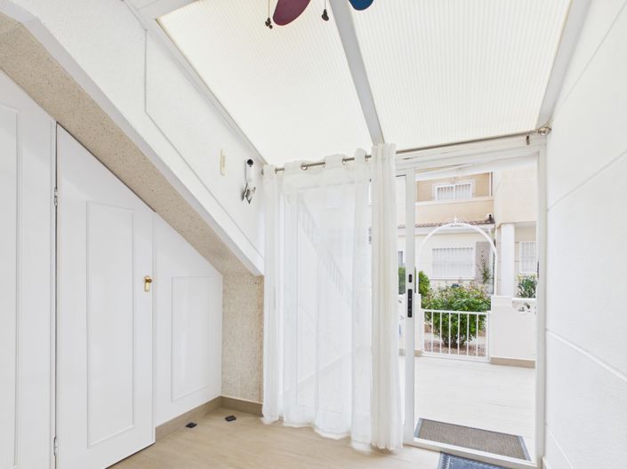 Image No.23-2 Bed Apartment for sale