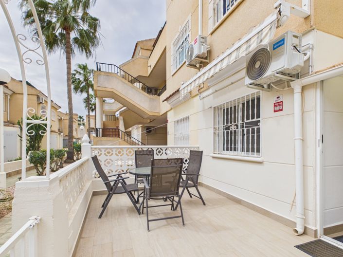 Image No.25-2 Bed Apartment for sale