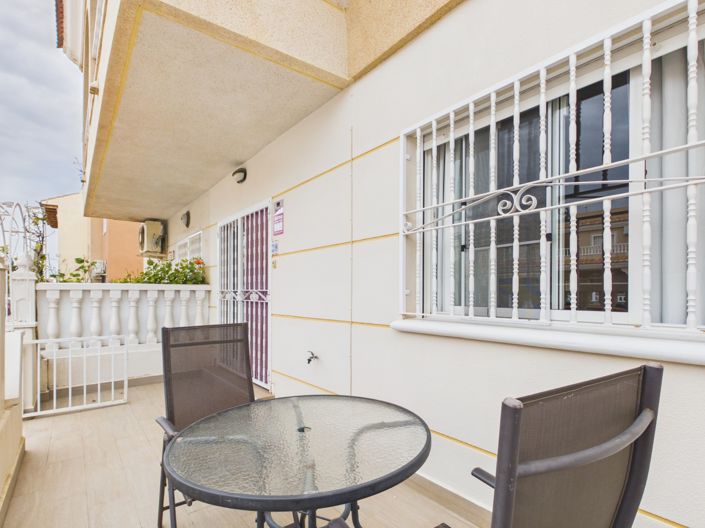 Image No.29-2 Bed Apartment for sale