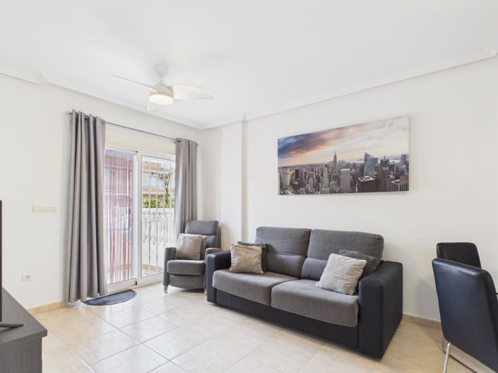 Image No.9-2 Bed Apartment for sale