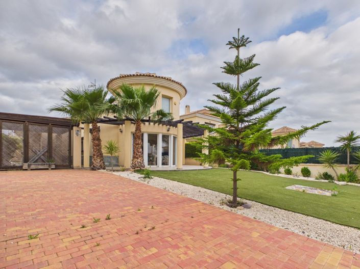 Image No.11-3 Bed Villa for sale