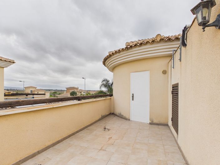 Image No.41-3 Bed Villa for sale