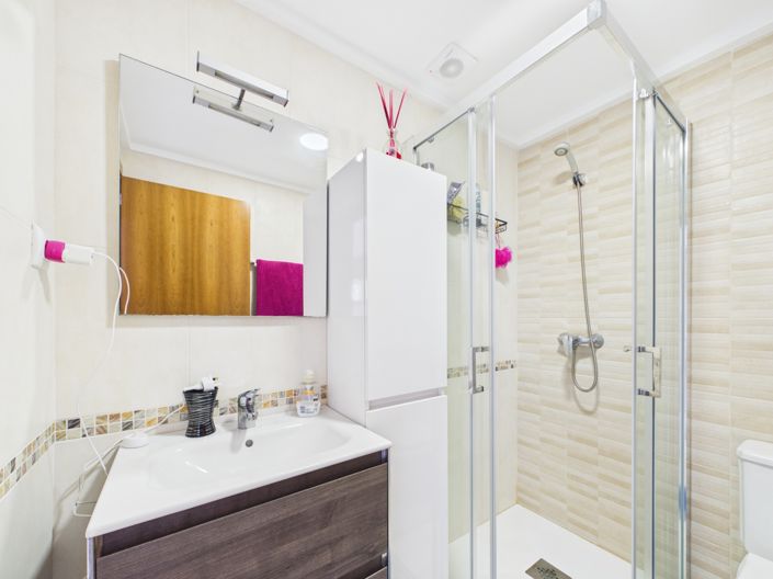 Image No.26-3 Bed Apartment for sale
