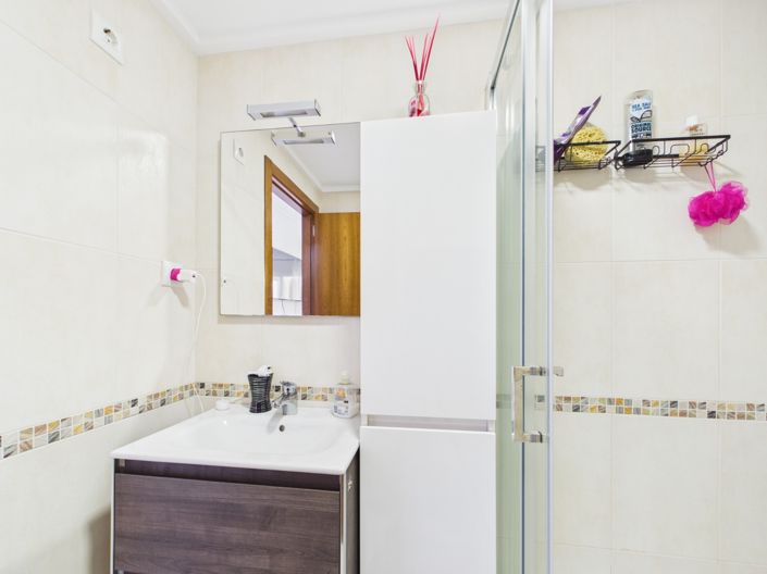 Image No.27-3 Bed Apartment for sale