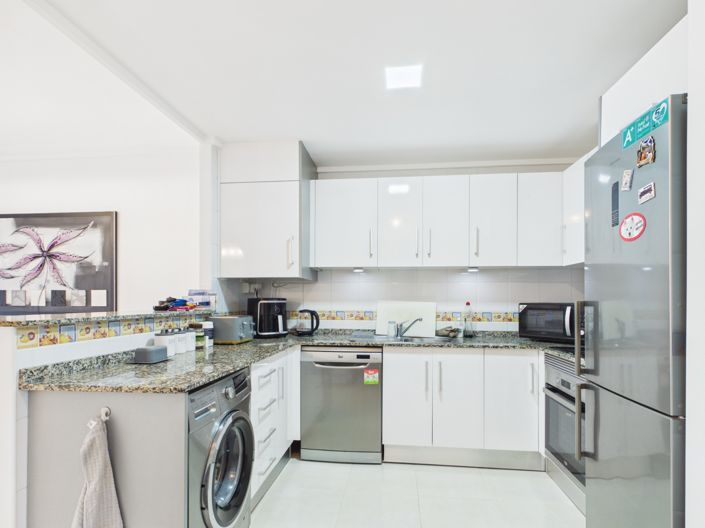 Image No.4-3 Bed Apartment for sale