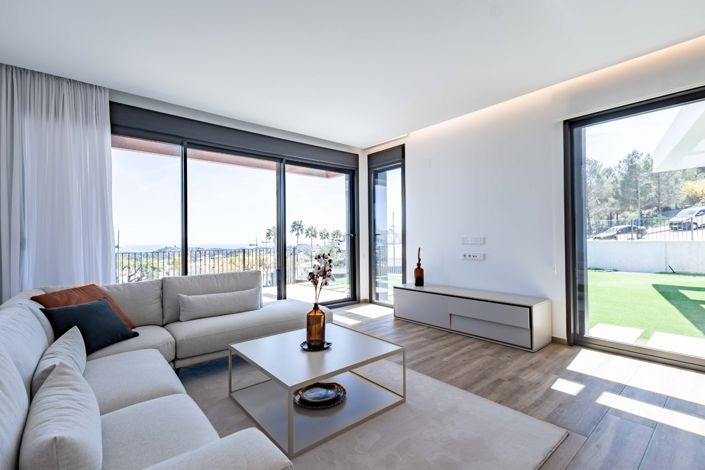 Image No.3-3 Bed Villa for sale