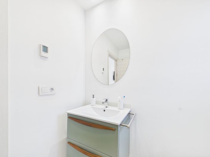 Image No.35-2 Bed Apartment for sale