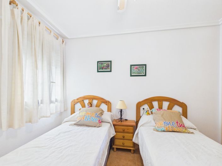 Image No.21-2 Bed Apartment for sale