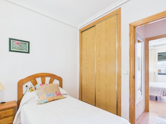 Image No.22-2 Bed Apartment for sale