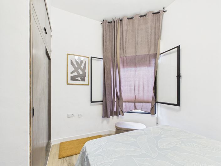 Image No.21-2 Bed Apartment for sale