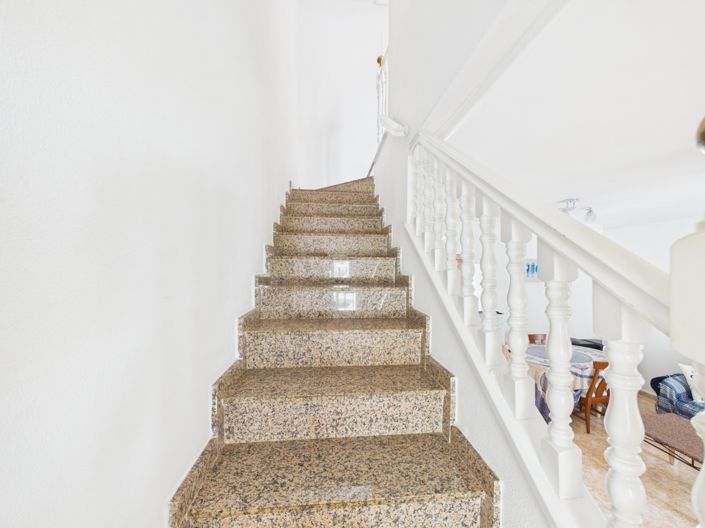 Image No.31-3 Bed Townhouse for sale