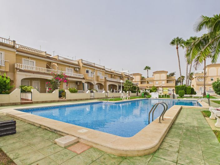 Image No.4-3 Bed Townhouse for sale