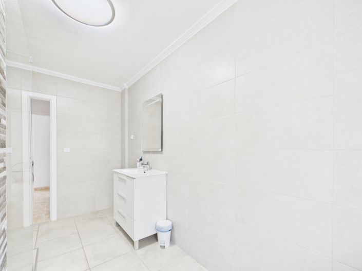 Image No.39-3 Bed Townhouse for sale