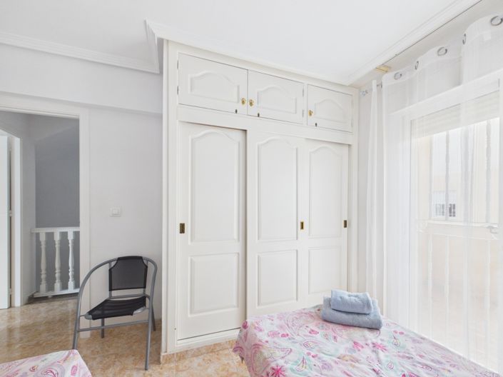 Image No.44-3 Bed Townhouse for sale