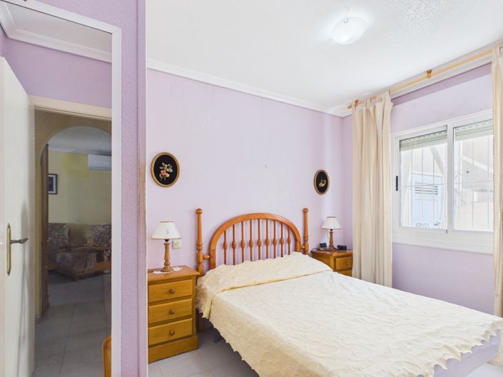 Image No.22-2 Bed Bungalow for sale