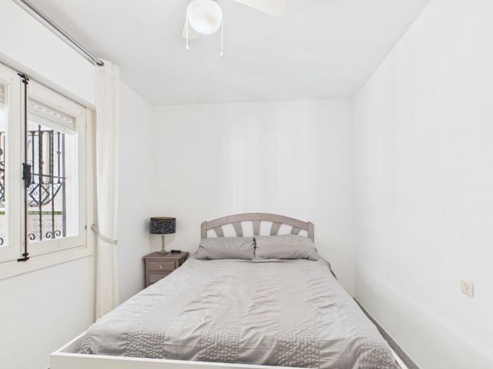 Image No.29-2 Bed Bungalow for sale