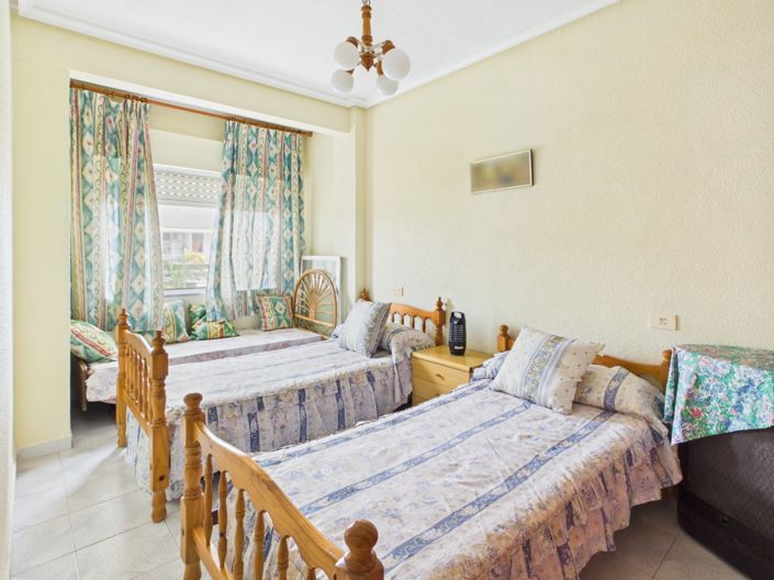 Image No.22-3 Bed Bungalow for sale