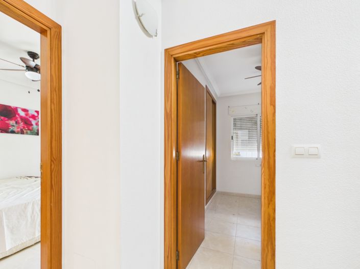 Image No.17-3 Bed Townhouse for sale