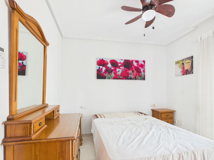 Image No.21-3 Bed Townhouse for sale
