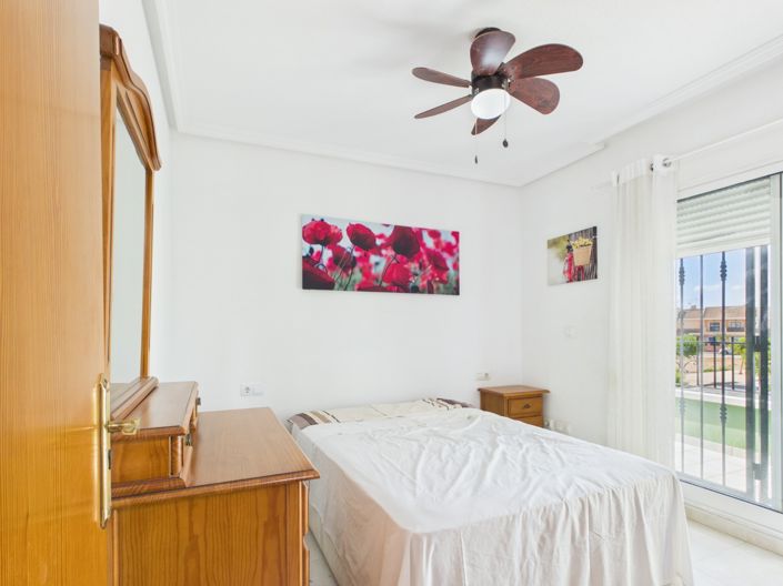 Image No.22-3 Bed Townhouse for sale