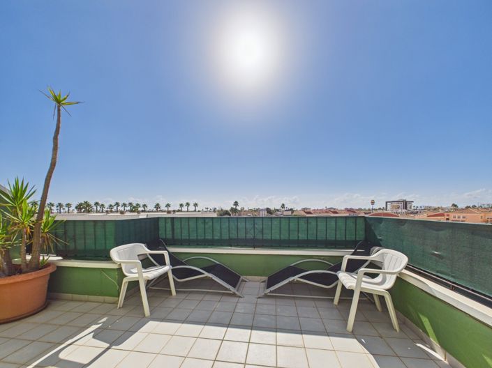 Image No.32-3 Bed Townhouse for sale