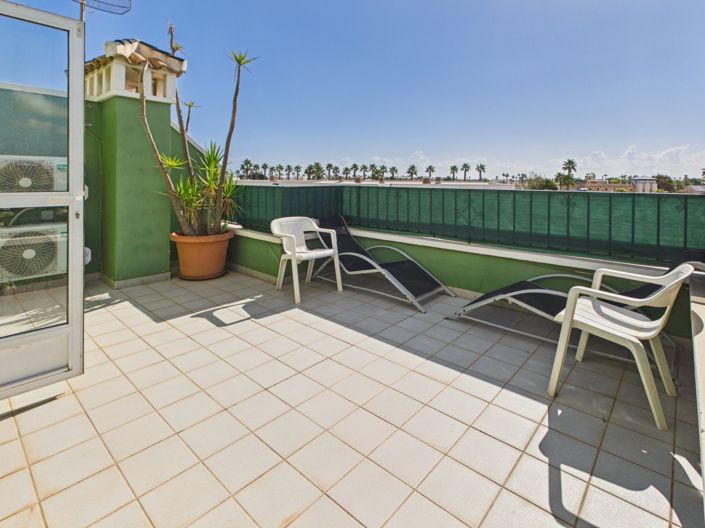 Image No.33-3 Bed Townhouse for sale