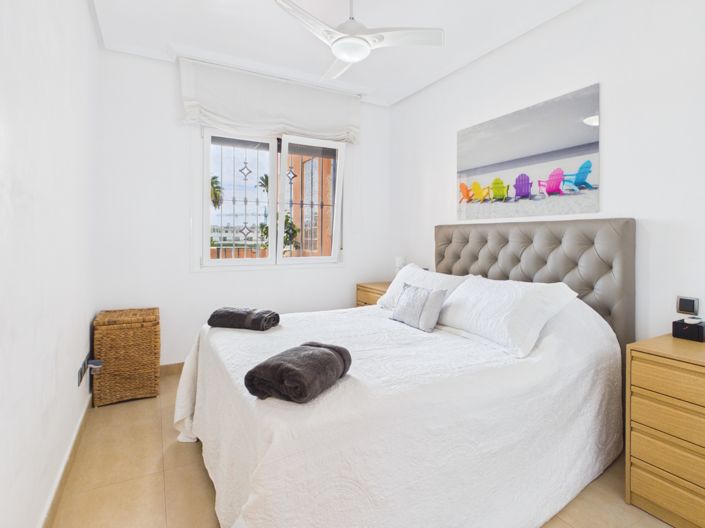 Image No.24-3 Bed Apartment for sale