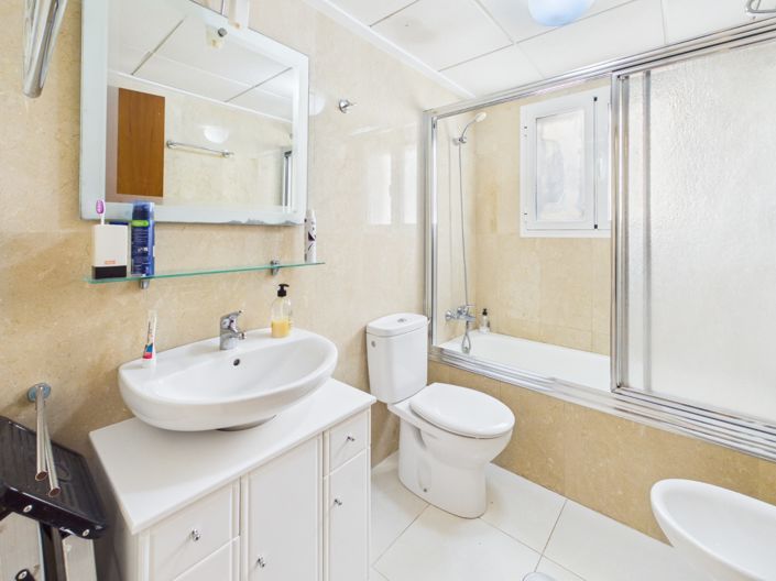 Image No.15-2 Bed Apartment for sale