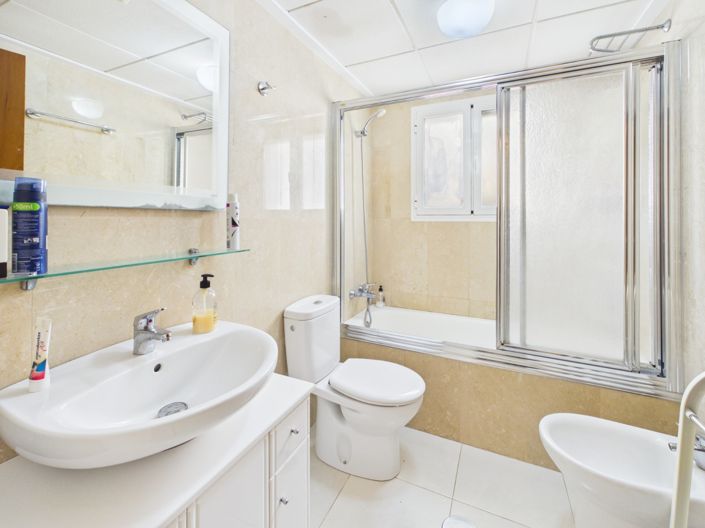 Image No.16-2 Bed Apartment for sale
