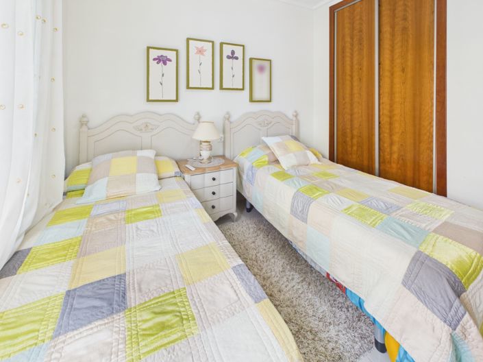 Image No.20-2 Bed Apartment for sale