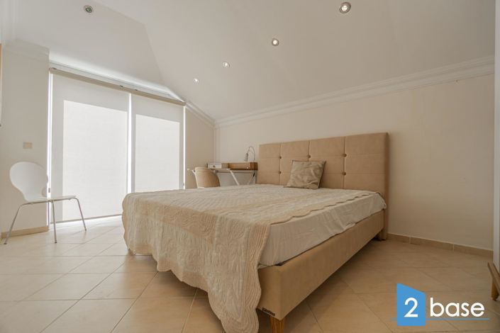 Image No.31-3 Bed Penthouse for sale