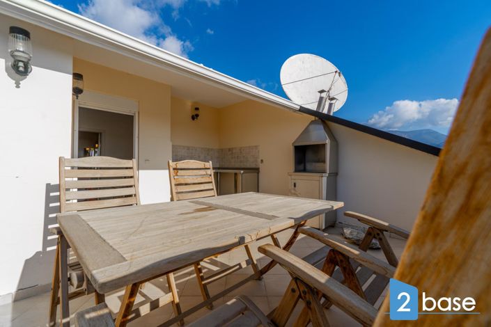 Image No.36-3 Bed Penthouse for sale