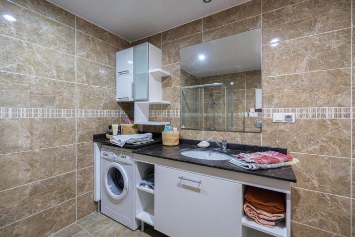 Image No.28-1 Bed Apartment for sale