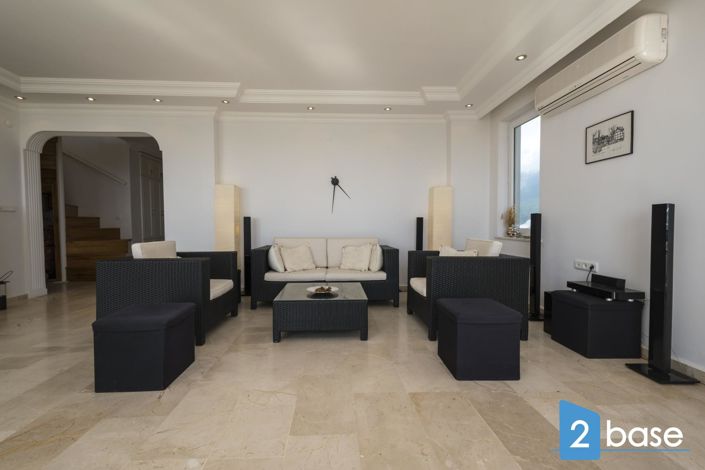 Image No.14-3 Bed Penthouse for sale