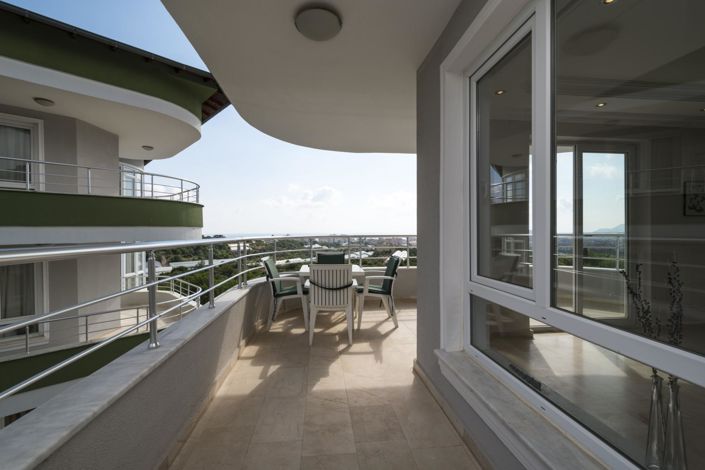 Image No.27-3 Bed Penthouse for sale