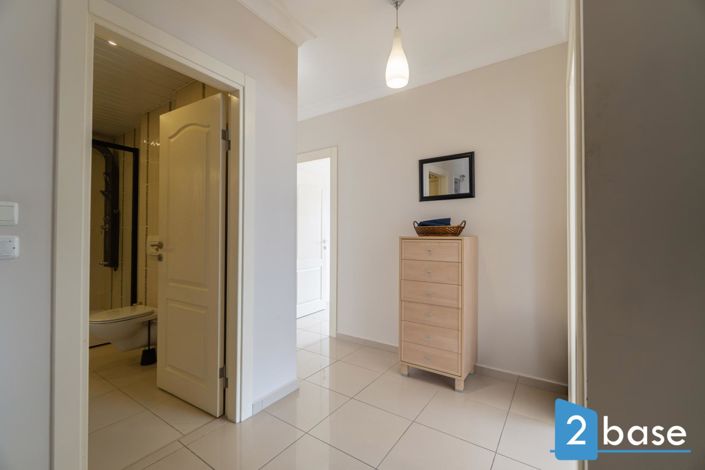 Image No.30-2 Bed Apartment for sale