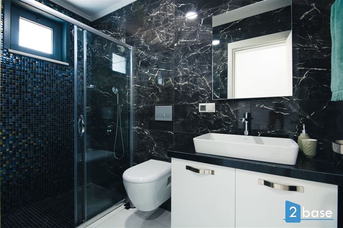 Image No.14-3 Bed Apartment for sale