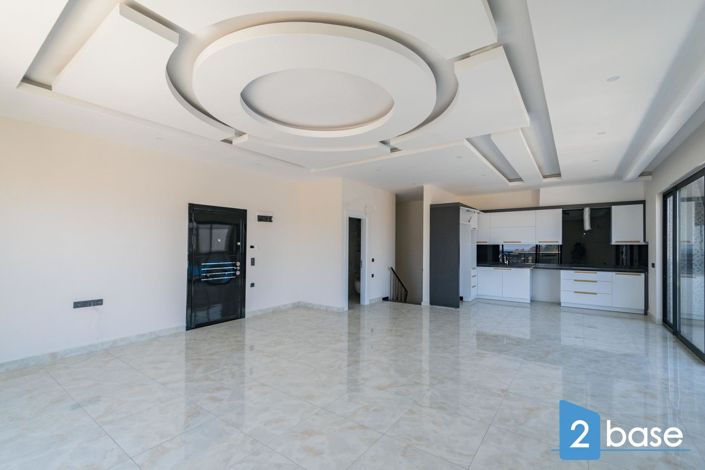 Image No.16-2 Bed Apartment for sale