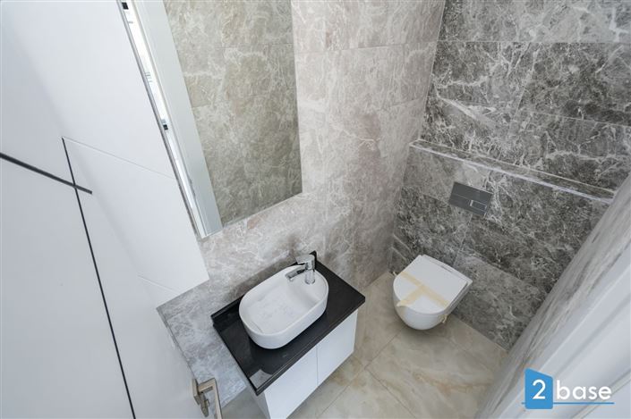 Image No.21-2 Bed Apartment for sale