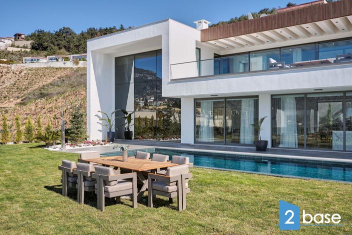 Image No.16-5 Bed Villa for sale